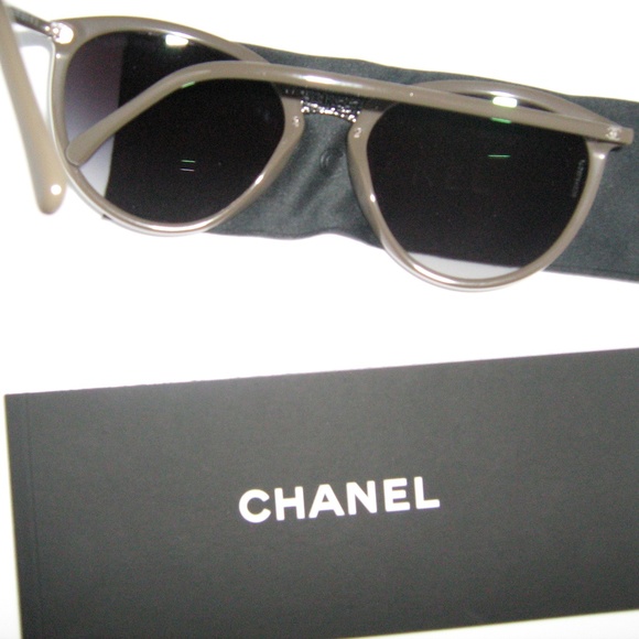 Chanel 5382 1613/56 Sunglasses main image 5